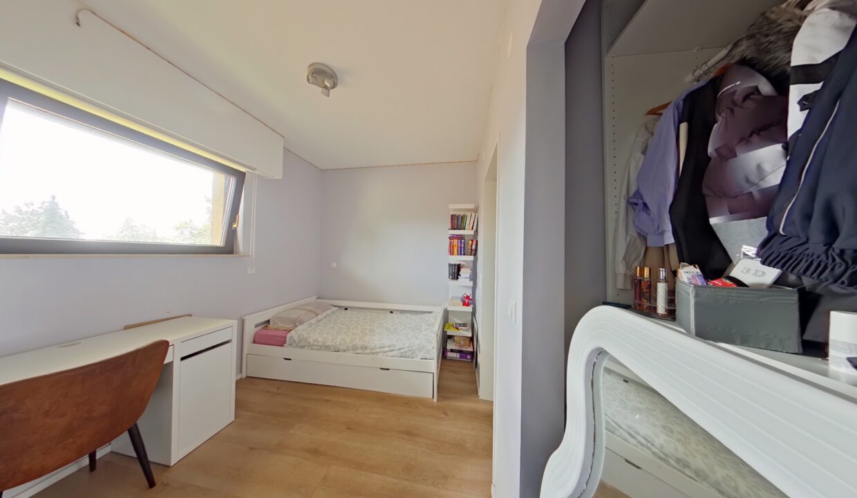 Bedroom (4)